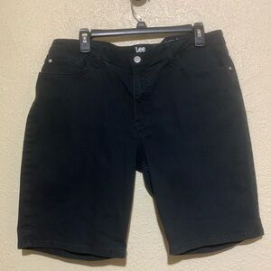Lee Riders Jean Shorts 16M Black Mid Rise Bermuda Stretchy Cotton Blend